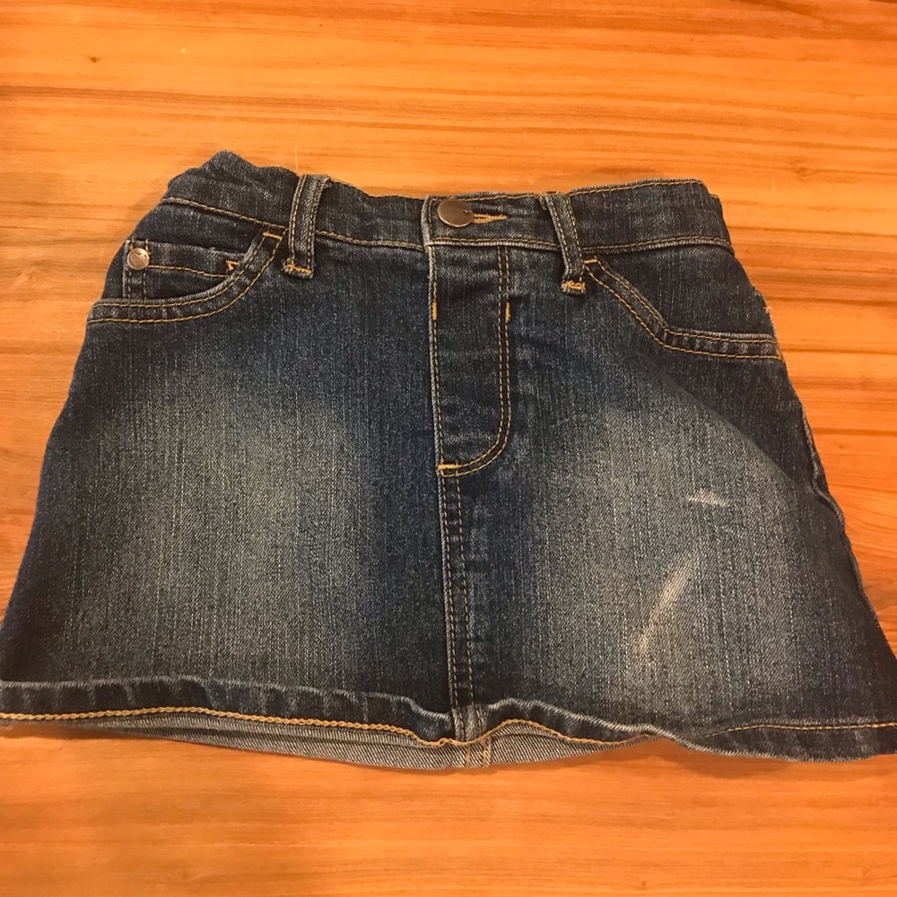 Girls mini skirt